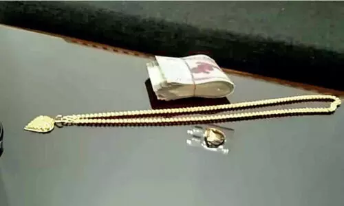 കള്ളന് മാനസാന്തരം: മോഷ്ടിച്ച നാലര പവനും പണവും വീട്ടിൽ തിരികെ വെച്ചു