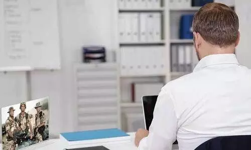 റമദാൻ സ്വകാര്യ സ്ഥാപനങ്ങളിലെ ജീവനക്കാർക്ക് രണ്ട് മണിക്കൂർ ജോലിയിളവ്