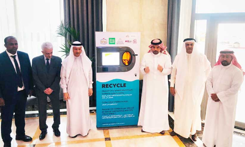 പ്ലാസ്റ്റിക് മാലിന്യ റീസൈക്ലിങ് യന്ത്രം സ്ഥാപിച്ചു