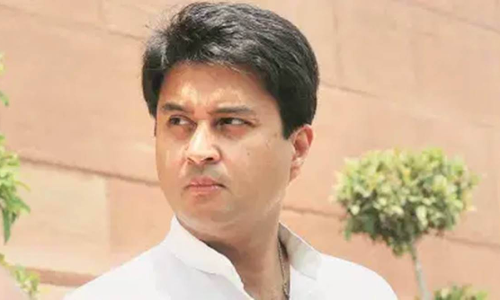 വനിത പൈലറ്റുമാരുടെ എണ്ണം 50 ശതമാനമാക്കി ഉയർത്തണം, പുരുഷന്മാർക്ക് പിതൃത്വ അവധി അനുവദിക്കണം- സിന്ധ്യ