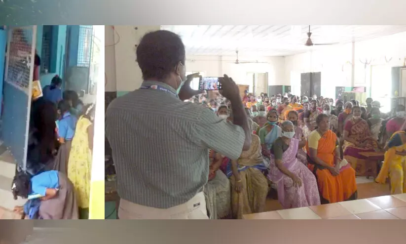 ​​തൊഴിലുറപ്പ്​ സോഷ്യല്‍ ഓഡിറ്റിങ്​ യോഗത്തിനായി ഫാനുള്ള മുറി തെരഞ്ഞെടു​ത്തു; കഞ്ഞിപ്പുരയി​ലേക്ക്​ മാറ്റിയ കുട്ടികൾ ചൂടിൽ പൊരിഞ്ഞു