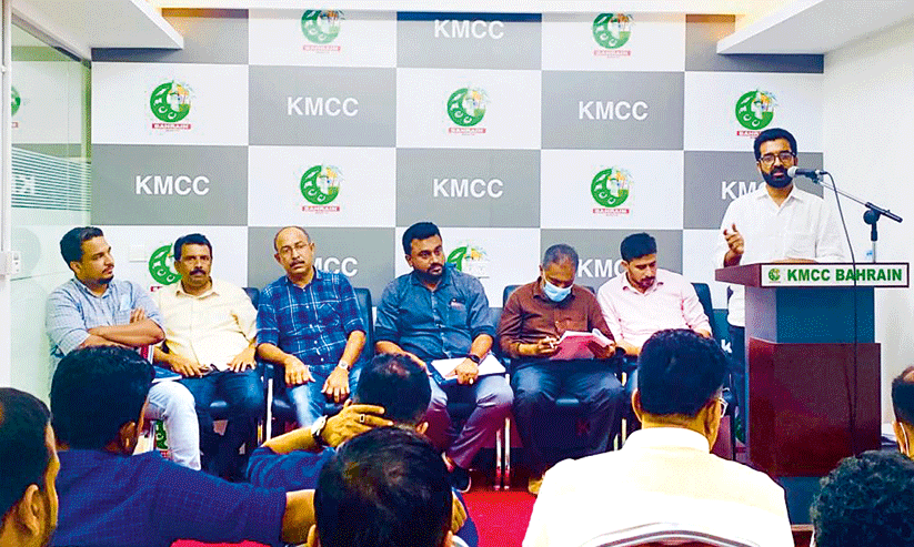 മഹീശത്തുറഹ്‌മതൊഴിലുപകരണങ്ങൾ നൽകും