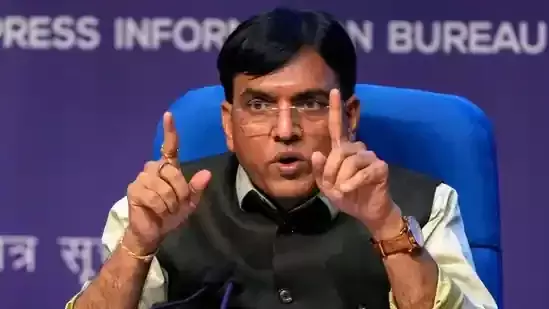 കോവിഡ്: ജാഗ്രത പുലർത്താൻ ഉദ്യോഗസ്ഥർക്ക് നിർദേശം നൽകി ആരോഗ്യമന്ത്രി