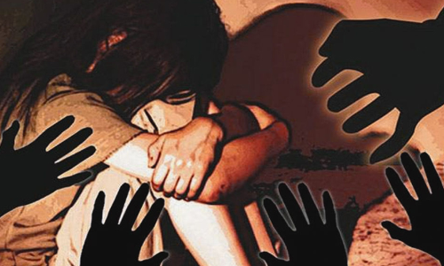 ആദിവാസി പെൺകുട്ടിയെ പീഡിപ്പിച്ചതായി പരാതി; ബസ് ജീവനക്കാർ അറസ്റ്റിൽ