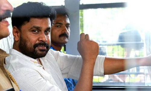 ദിലീപിന്‍റെ ഫോണിലെ തെളിവുകള്‍ നശിപ്പിച്ച സംഭവം; സൈബർ വിദഗ്ധൻ സായ്​ ശങ്കറിന്‍റെ ഭാര്യയെ ചോദ്യംചെയ്തു