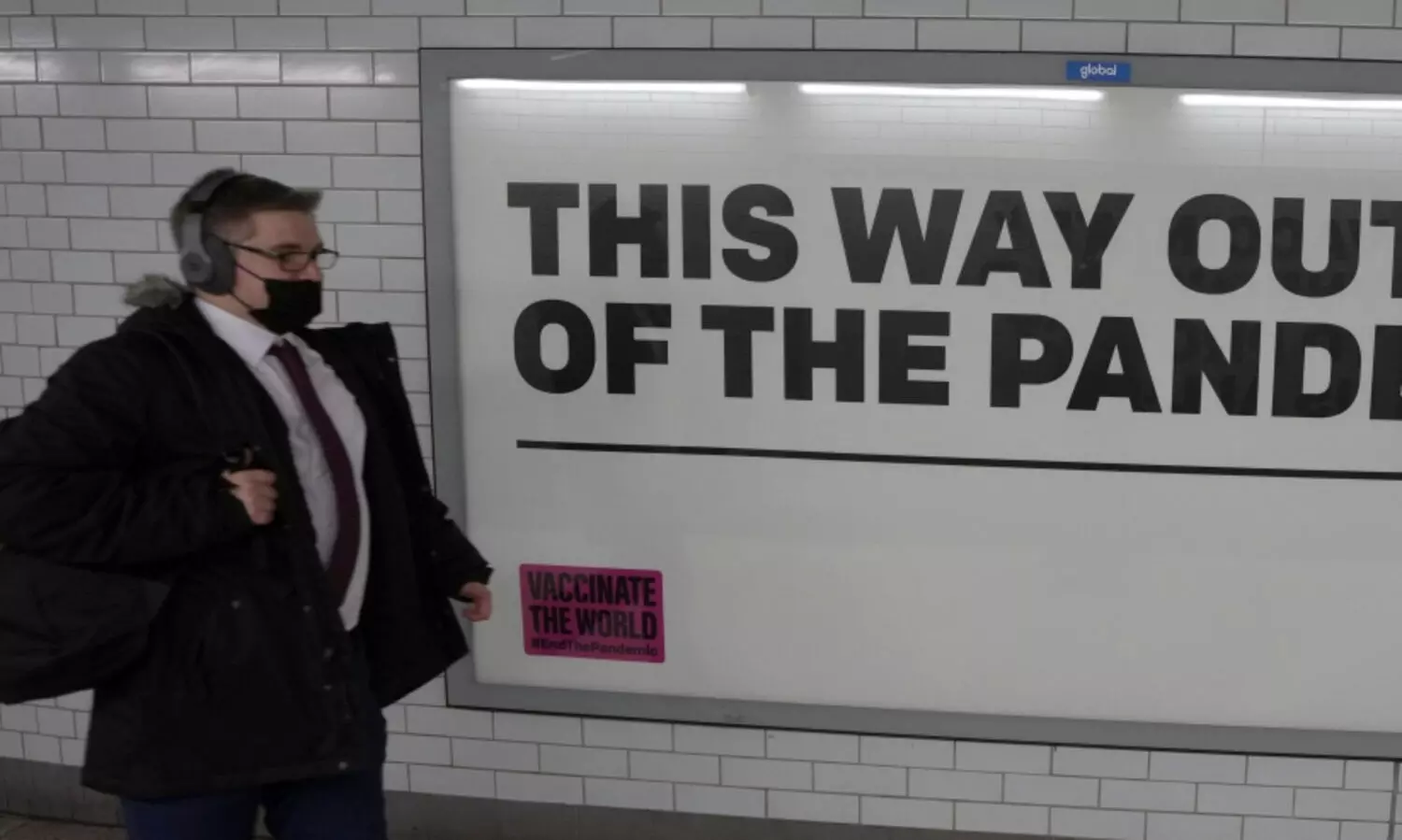 വി​ദേ​ശ​യാ​ത്ര​ക്കാ​ർ​ക്ക് കോ​വി​ഡ് നി​യ​ന്ത്ര​ണ​ങ്ങ​ൾ നീ​ക്കി ബ്രി​ട്ട​ൻ