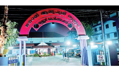 തൃ​ശൂ​ർ ജ​ന​റ​ൽ ആ​ശു​പ​ത്രി വി​ക​സ​ന​ക്കു​തി​പ്പി​ന്​