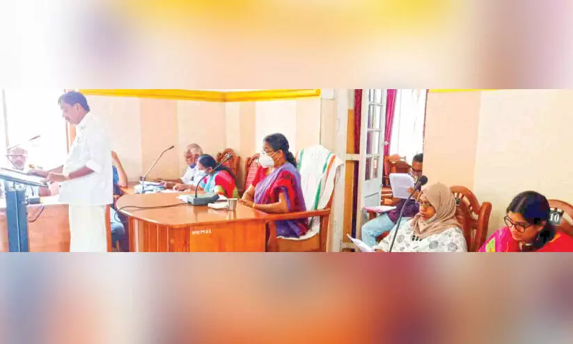 വരുന്നു, തലശ്ശേരിയിൽ പാർക്കിങ് പ്ലാസ