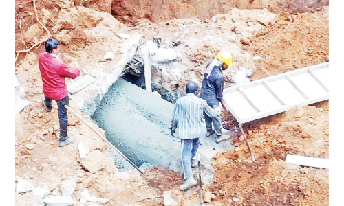 തകർന്ന വലതുകര മെയിൻ കനാൽ പുനർനിർമാണം തുടങ്ങി