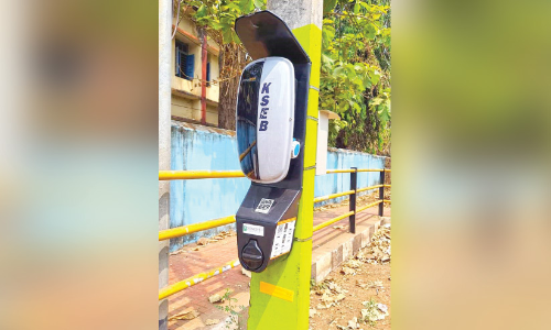 വൈദ്യുതി വാഹനങ്ങൾ; കണ്ണൂരിൽ ചാർജിങ്​ പോയന്‍റുകൾ തയാറാവുന്നു