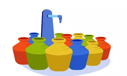 വേനൽചൂടിന് ശമനമില്ല; ജലസ്രോതസ്സുകൾ വറ്റി വേനൽചൂടിന് ശമനമില്ല; ജലസ്രോതസ്സുകൾ വറ്റി