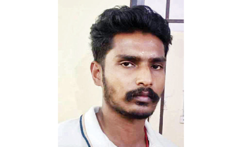 പ്ര​കോ​പ​ന പോ​സ്റ്റ്: കൊ​ല​പാ​ത​ക കേ​സി​ലെ പ്ര​തി​യു​ടെ പ​രോ​ൾ റ​ദ്ദാ​ക്കി ജ​യി​ലി​ല​ട​ച്ചു