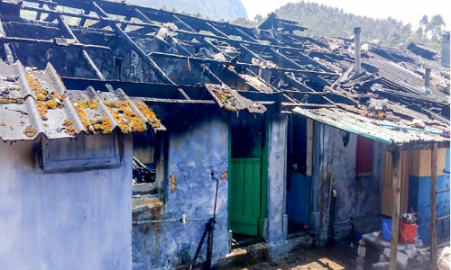 എസ്റ്റേറ്റ് ലയത്തിൽ വീടുകള്‍ കത്തിനശിച്ചു; ആളപായമില്ല