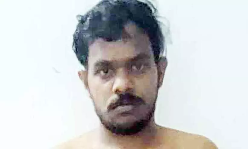 വ്യാജ ഫേസ്ബുക്ക് അക്കൗണ്ട് വഴി അശ്ലീല പ്രചാരണം; യുവാവ് അറസ്റ്റിൽ വ്യാജ ഫേസ്ബുക്ക് അക്കൗണ്ട് വഴി അശ്ലീല പ്രചാരണം; യുവാവ് അറസ്റ്റിൽ