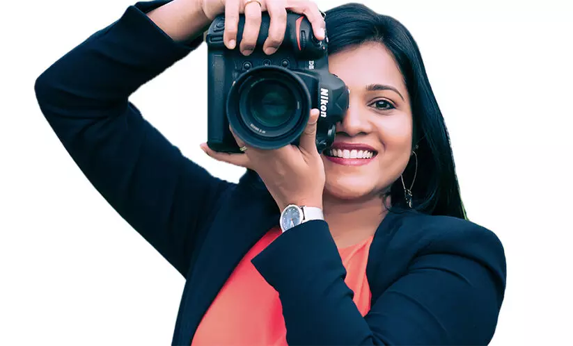 നി​ത്യ സു​ന്ദ​ര  ചി​ത്ര​ങ്ങ​ൾ