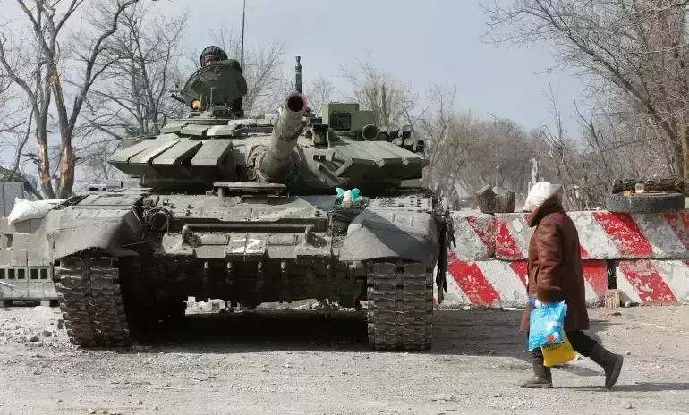 റഷ്യൻ അനുകൂല പാർട്ടികളെ വിലക്കി യുക്രെയ്ൻ പ്രസിഡന്റ് സെലെൻസ്കി റഷ്യൻ അനുകൂല പാർട്ടികളെ വിലക്കി യുക്രെയ്ൻ പ്രസിഡന്റ് സെലെൻസ്കി