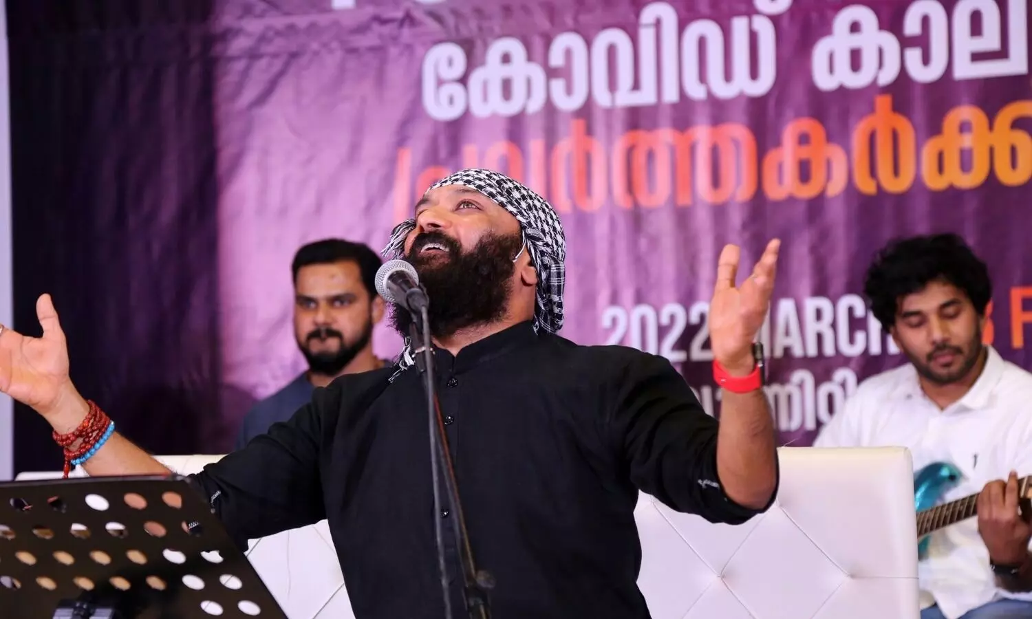 അതിജീവനത്തി​െൻറ ഇശലുമായി റാഫി കല്ലായി