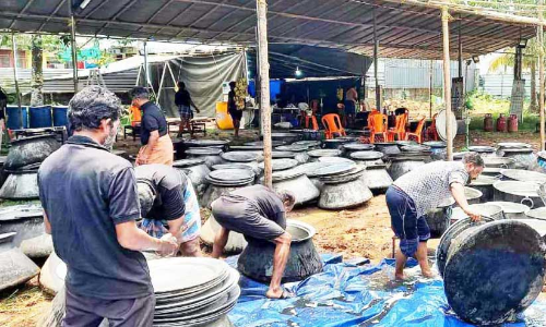 ഷഫീഖിന്‍റെയും അനഘയുടെയും ചികിത്സക്ക് നാട് കൈകോർക്കുന്നു