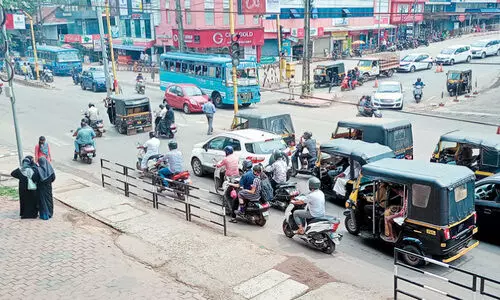 ച​ന്ദ്ര​ഗി​രിയിലെ ഗ​താ​ഗ​ത​ക്കു​രു​ക്ക​ഴി​ക്കാ​ൻ നി​ർ​ദേ​ശ​ങ്ങ​ളു​മാ​യി കാ​സ​ർ​കോ​ട്​ സൗ​ഹൃ​ദ വേ​ദി