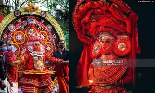 തെ​യ്യ​ക്ക​ന​ലി​ന്റെ ചു​വ​പ്പ്