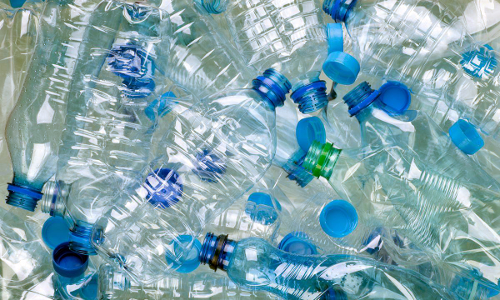 ഒാരോ ആഴ്ചയും യു.​എ.​ഇ അ​ട​ക്ക​മു​ള്ള രാ​ജ്യ​ങ്ങ​ളി​ലെ ജ​ന​ങ്ങ​ളു​ടെ അകത്തെത്തുന്നത്​ അഞ്ച് ഗ്രാം പ്ലാസ്റ്റിക്​