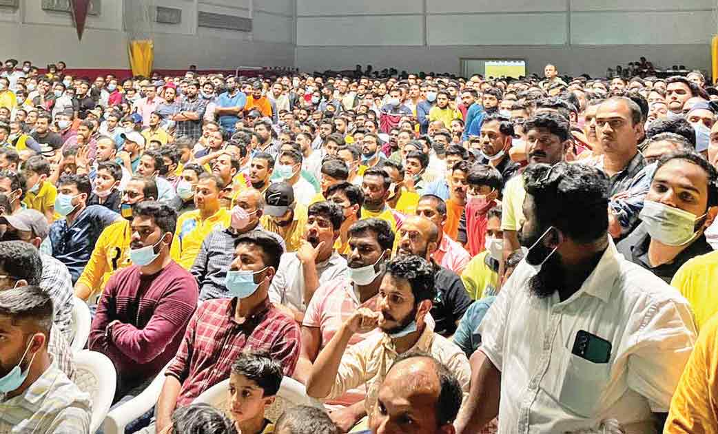 കപ്പില്ലെങ്കിലും, അതിരില്ലാതെ ആവേശം കപ്പില്ലെങ്കിലും, അതിരില്ലാതെ ആവേശം