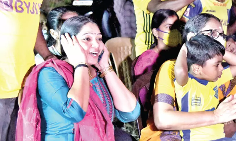 സന്തോഷവും കണ്ണീരും; ഒല്ലൂക്കരയിൽ രാഹുലിസം