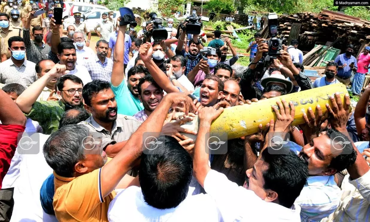 സർവെ സംഘം മടങ്ങിയെത്തി; ജനം വീണ്ടും തിരിച്ചയച്ചു
