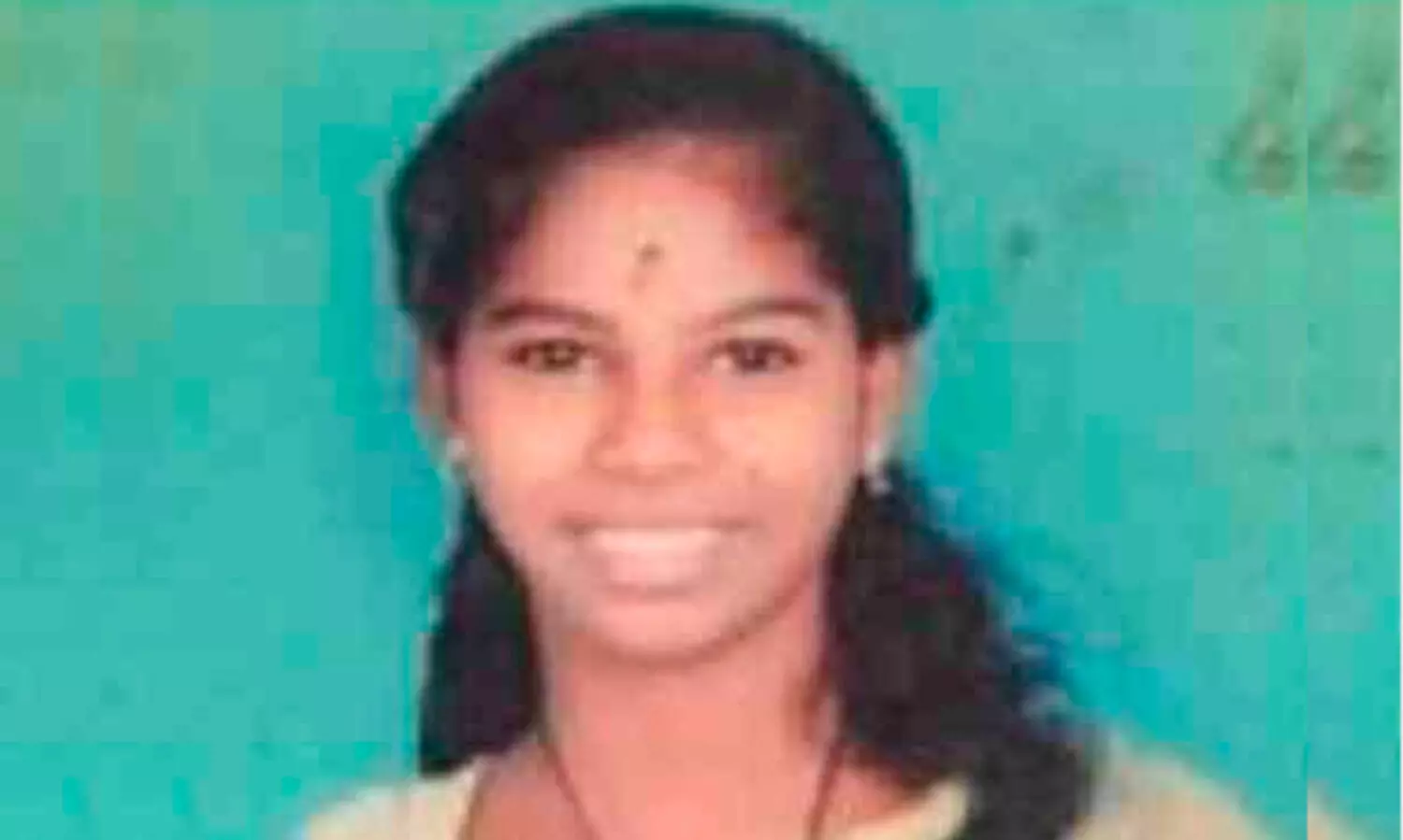 മാതാപിതാക്കളുടെ കൺമുന്നിൽ മകൾ കിണറ്റിൽ ചാടി മരിച്ചു