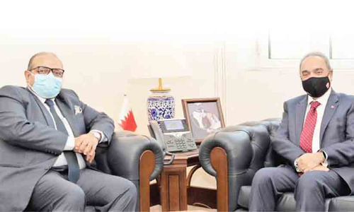 ഇന്ത്യൻ അംബാസഡർ പൊതുമരാമത്ത് മന്ത്രിയുമായി ചർച്ച നടത്തി