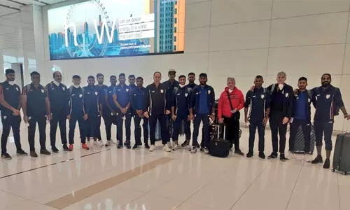 വിസ തടസ്സം; ഇന്ത്യൻ ടീമിലെ ഏഴു പേർക്ക് ബഹ്റൈനിൽ എത്താനായില്ല വിസ തടസ്സം; ഇന്ത്യൻ ടീമിലെ ഏഴു പേർക്ക് ബഹ്റൈനിൽ എത്താനായില്ല