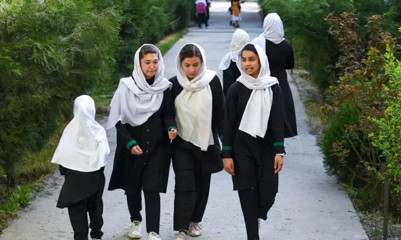 അഫ്ഗാനിൽ പെൺകുട്ടികളുടെ സ്കൂളുകൾ തുറന്നു; മണിക്കൂറുകൾക്കകം അടച്ചു അഫ്ഗാനിൽ പെൺകുട്ടികളുടെ സ്കൂളുകൾ തുറന്നു; മണിക്കൂറുകൾക്കകം അടച്ചു