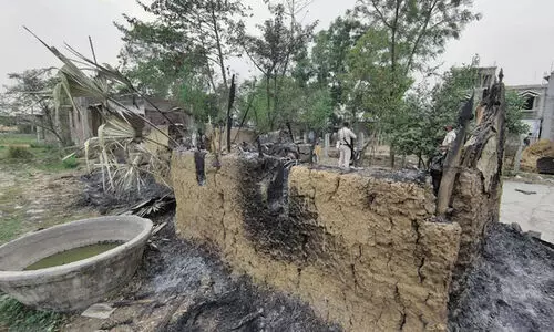 24 മണിക്കൂറിനുള്ളിൽ സർക്കാർ റിപ്പോർട്ട് സമർപ്പിക്കണം: ബിർഭും തീവെപ്പിൽ കൊൽക്കത്ത ഹൈകോടതി