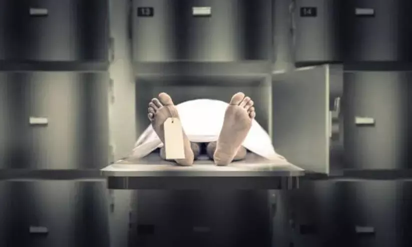 ശീതീകരണ സംവിധാനം തകരാറിലായി; സർക്കാർ ആശുപത്രിയിൽ മൃതദേഹങ്ങൾ ഐസിൽ സൂക്ഷിച്ചു