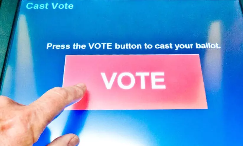 പ്രവാസികൾക്ക് ഓൺലൈൻ വോട്ട് പരിഗണനയിൽ -കേന്ദ്രം പ്രവാസികൾക്ക് ഓൺലൈൻ വോട്ട് പരിഗണനയിൽ -കേന്ദ്രം