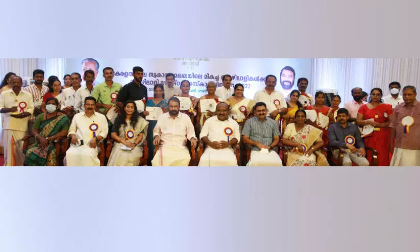 മികച്ച 17 തൊഴിലാളികൾക്ക് തൊഴിലാളി ശ്രേഷ്ഠ പുരസ്കാരം