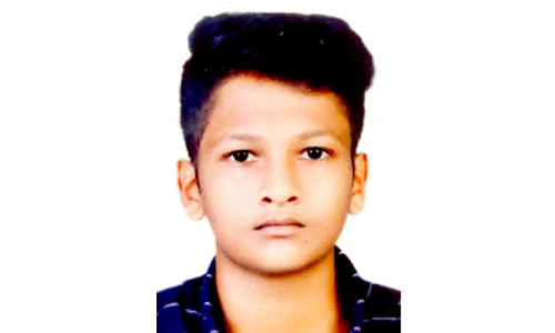 ലുക്കീമിയ ബാധിച്ച വിദ്യാർഥി ചികിത്സ സഹായം തേടുന്നു