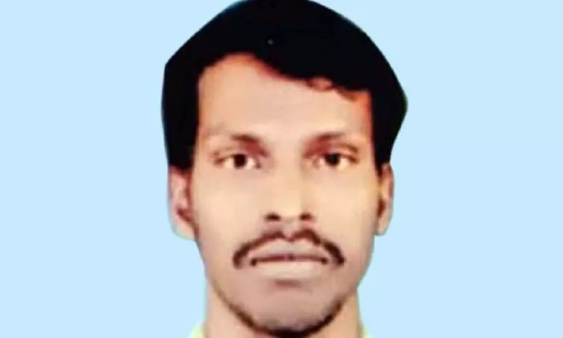 മീൻ വളർത്തൽ കുളത്തിൽ യുവാവ് ഷോക്കേറ്റ് മരിച്ചനിലയിൽ മീൻ വളർത്തൽ കുളത്തിൽ യുവാവ് ഷോക്കേറ്റ് മരിച്ചനിലയിൽ