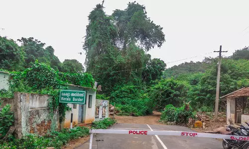 മുള്ളി വഴി ഊട്ടിയിലേക്കുള്ള വഴി തുറക്കാതെ തമിഴ്നാട്; നിരാശയിൽ സഞ്ചാരികൾ