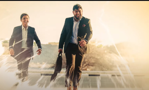 മെയ്ഡ് ഇൻ കാരവാനിലെ വിനീത് ശ്രീനിവാസൻ ആലപിച്ച പുതിയ ഗാനം പുറത്ത്