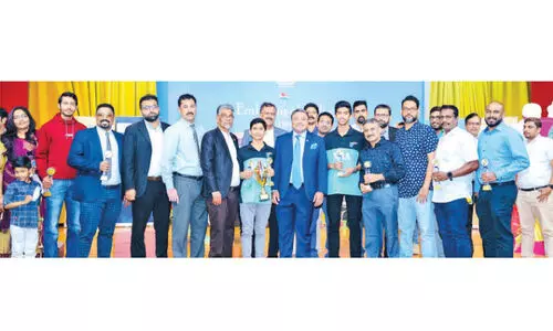 കെ.​എം.​സി.​സി കൊ​യി​ലാ​ണ്ടി ബാ​ഡ്‌​മി​ൻ​റ​ൺ ടൂ​ർ​ണ​മെൻറ്​ സ​മാ​പി​ച്ചു