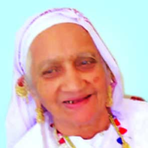 ഖ​ദീ​ജ ഹ​ജ്ജു​മ്മ