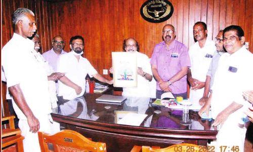 ജന്മനാടിന്‍റെ സ്നേഹവായ്പ് ഹൃദയത്തിലേറ്റുവാങ്ങി കെ. സച്ചിദാനന്ദൻ