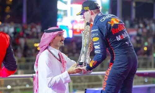 ഫോർമുല വൺ കാറോട്ട മത്സരം: മാക്​സ്​ വെർസ്റ്റാപന്​ കിരീടം