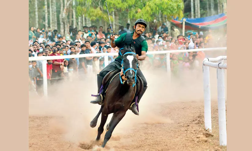 Closing of the South Indian Horse Race