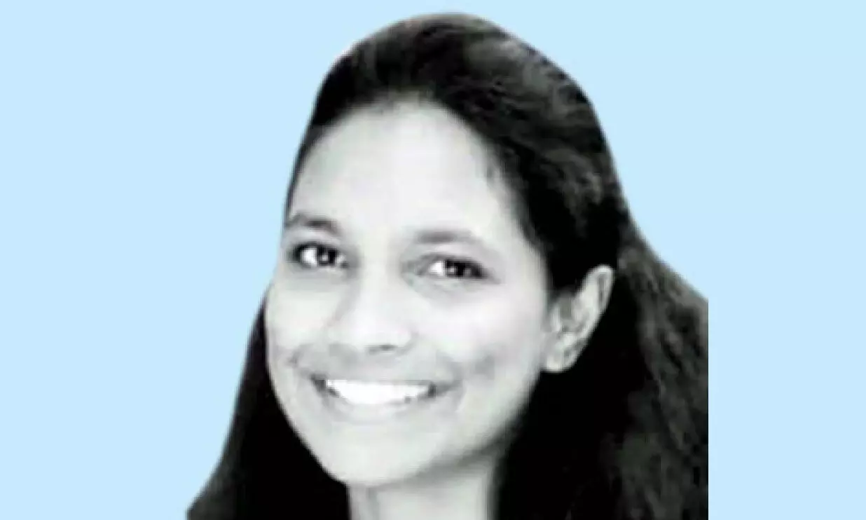 ബൈക്കപകടത്തിൽ വിദ്യാർഥിനി മരിച്ചു ബൈക്കപകടത്തിൽ വിദ്യാർഥിനി മരിച്ചു