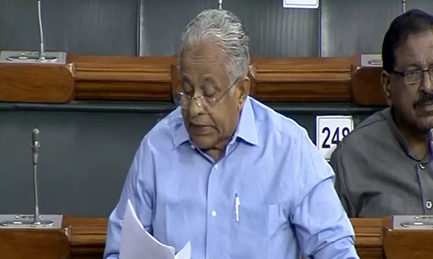 മലബാർ സമര നായകരെ രക്​തസാക്ഷികളുടെ പട്ടികയിൽ നിന്ന് വെട്ടിമാറ്റിയതിൽ ലോക്സഭയിൽ പ്രതിഷേധവുമായി ബഷീർ