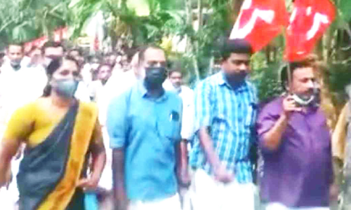 ആൾദൈവത്തിന്റെ ചൂഷണം അനുവദിക്കില്ല -സി.പി.എം ആൾദൈവത്തിന്റെ ചൂഷണം അനുവദിക്കില്ല -സി.പി.എം