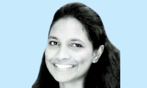 ബൈക്കപകടത്തിൽ വിദ്യാർഥിനി മരിച്ചു