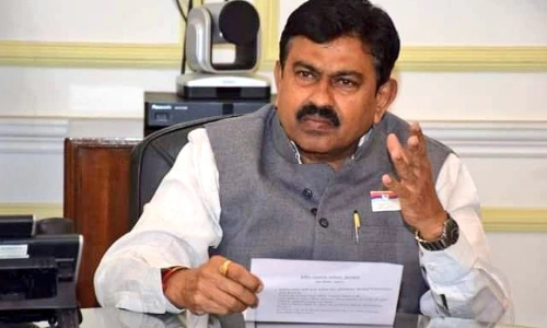 മന്ത്രി അജയ് മിശ്രയെ നേരിട്ട് പ്രതിപക്ഷം